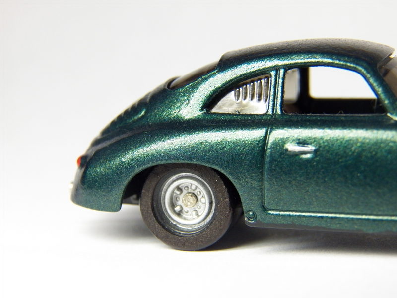 Illustration for article titled Custom Porsche Outlaw - Green with Envy